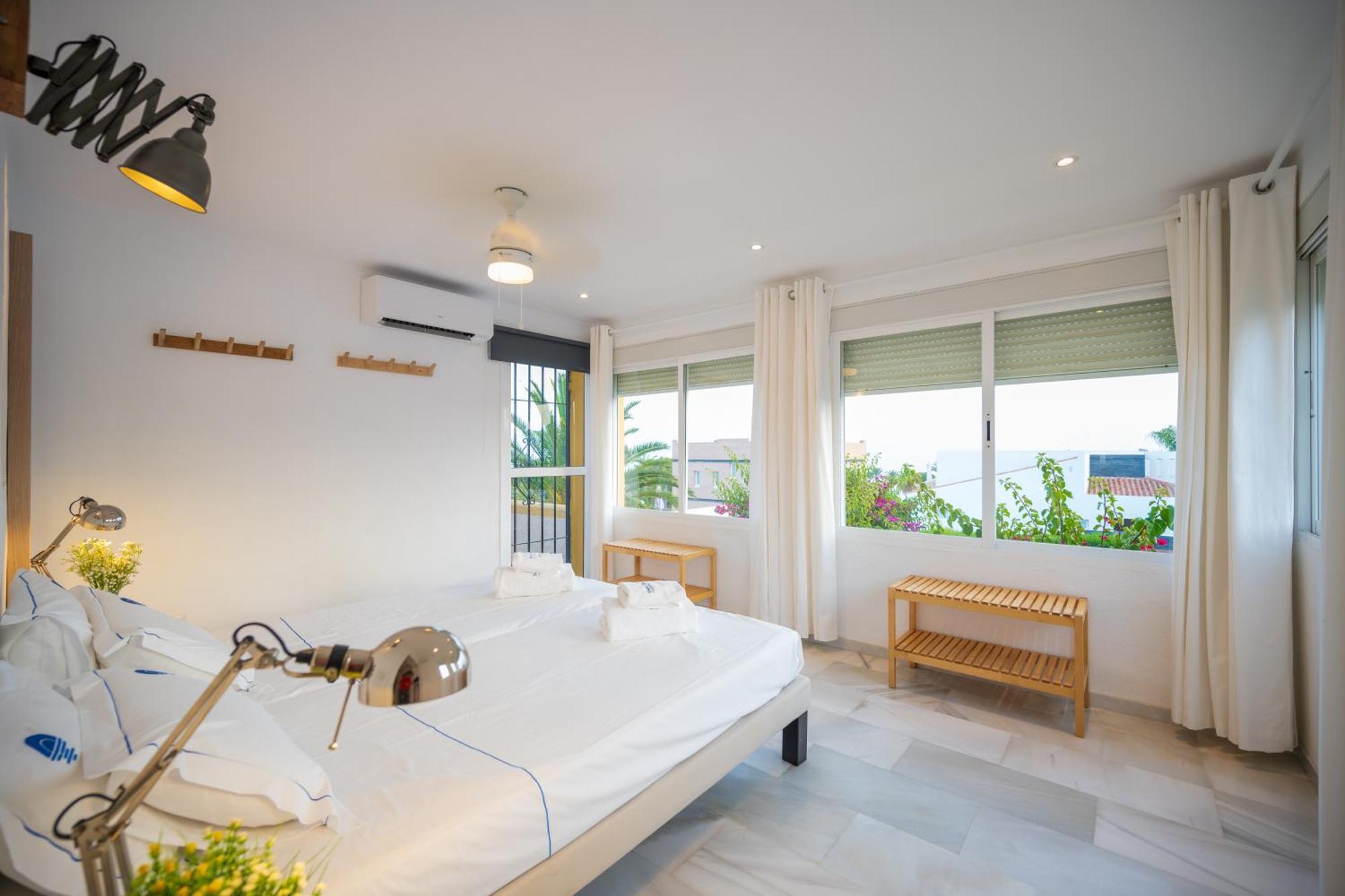 Typical Beach House Las Chapas Playa With Heated Pool Marbella Exterior foto