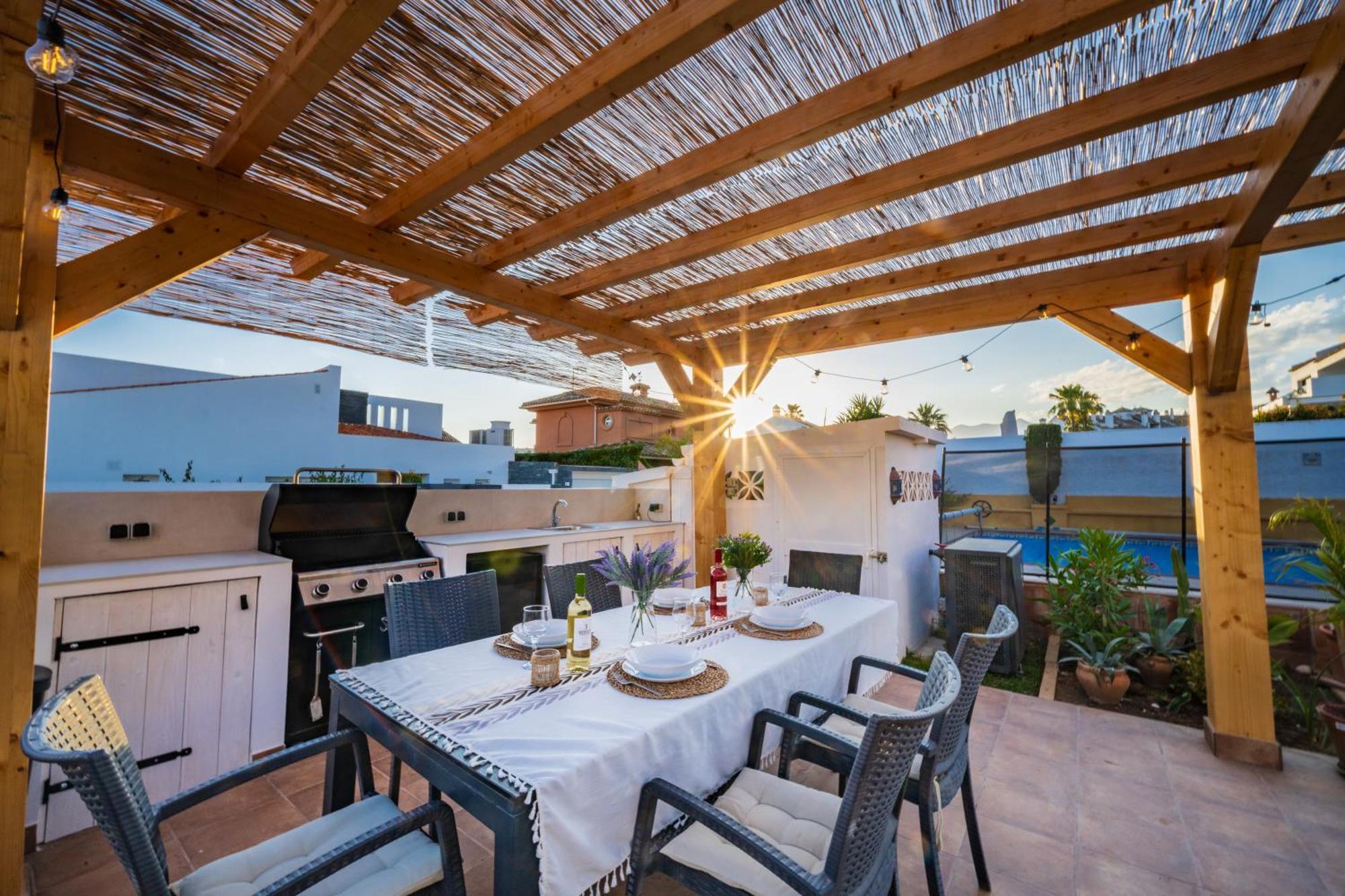 Typical Beach House Las Chapas Playa With Heated Pool Marbella Exterior foto